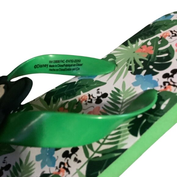 Disney Mickey Mouse Green Flip Flops Tropical Print Kids Size 11/12 Rubber Sole - Picture 2 of 4